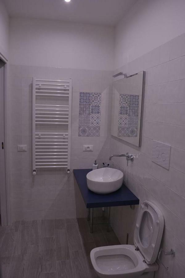 Casa Dei Lylium Apartment Palermo Bagian luar foto